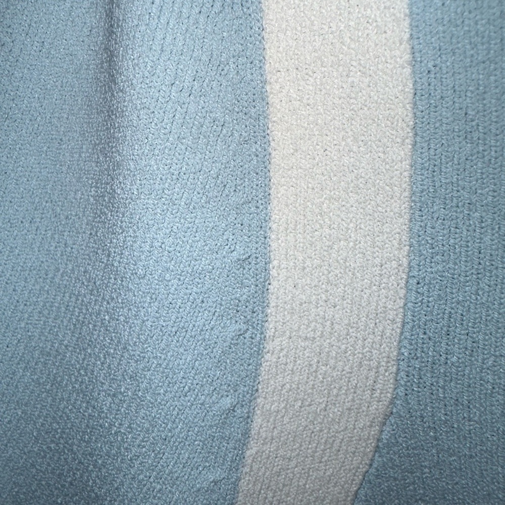 Adrienne Vittadini | NWT 3/4 Sleeve V-Neck Sweater - Size L - Picture 7 of 8